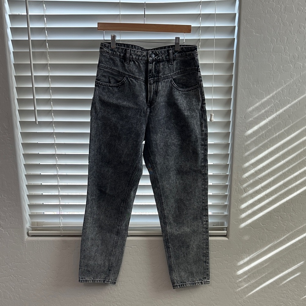 Stradivarius- Grey wash denim mom jeans